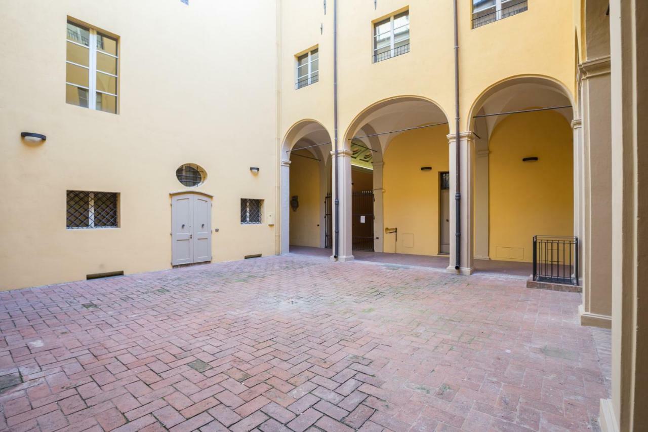 Palazzo Bocchi - The Place Apartments Μπολόνια Εξωτερικό φωτογραφία